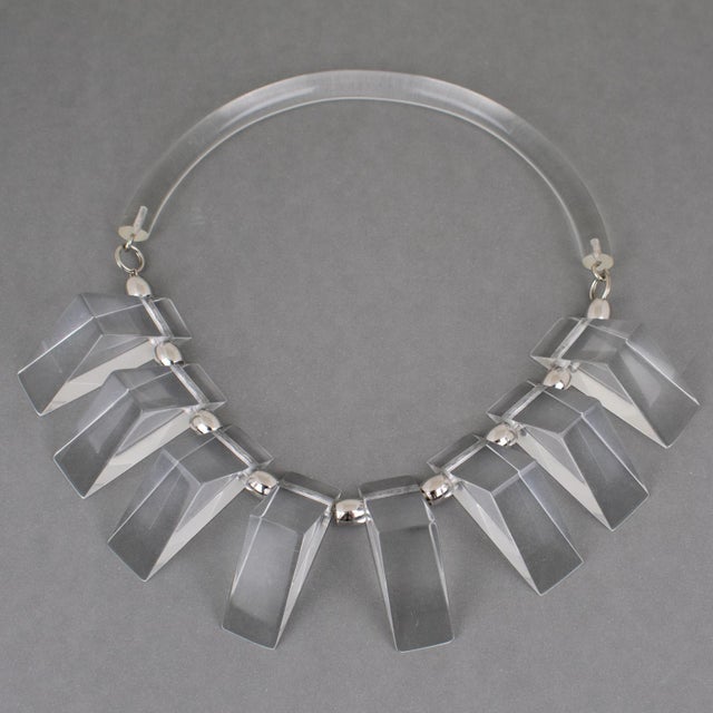 1980s Judith Hendler Clear Acrylic Neck-Ring Choker Necklace For Sale - Image 5 of 18