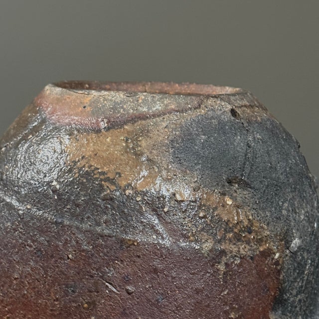Ceramic Vintage Brutalist Anagama Fired Spiked Earthenware Vessel by Jeff Shapiro, Signed For Sale - Image 7 of 10
