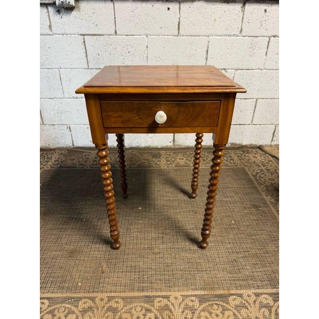 Antique Spool-Turned/Bobbin-Stlye Side Table Solid wood frame, dovetail joint construction. Sturdy and strong Handcrafted...
