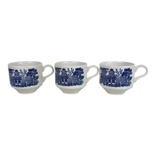 1980s Churchill Vintage Willow Blue China Mugs- Set of 3 For Sale
