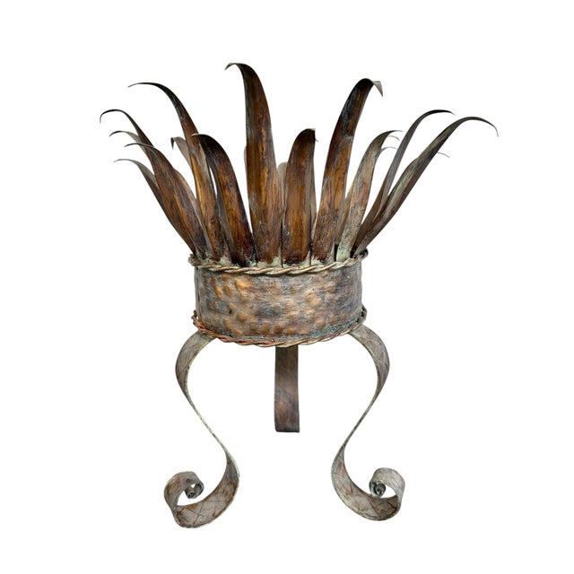 Mid-Century Modern Vintage Mexican Hammered Copper Pineapple Leaf Planter Urn Stand, Palm Beach Style For Sale - Image 3 of 6