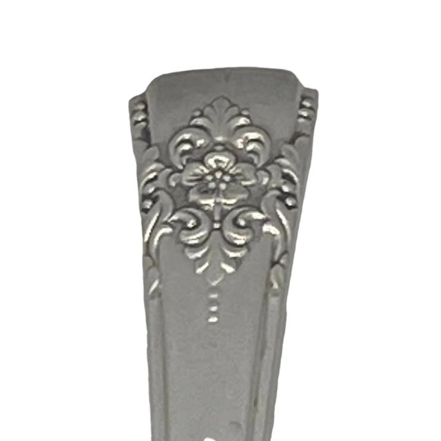 Metal 1954 Wm Rogers Is Glossy Silver Plate “Mountain Rose” Wm Rogers Tomato Cranberry Server For Sale - Image 7 of 13