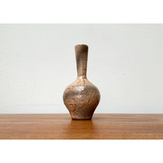 Mid-Century German Minimalist Studio Pottery Vase by Siegfried Gramann for Töpferhof Römhild, 1960s For Sale - Image 14 of 14