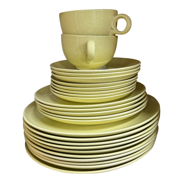1955 Mid-Century Modern Taylor, Smith & Taylor Pebbleford Sunburst Yellow Dinnerware - Set of 4 Teacups, 10 Dinner Plates, 5 Salad Plates, 10 Saucers For Sale
