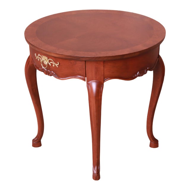 Baker Furniture French Provincial Louis XV Walnut and Burl Wood Tea Table, Newly Refinished For Sale