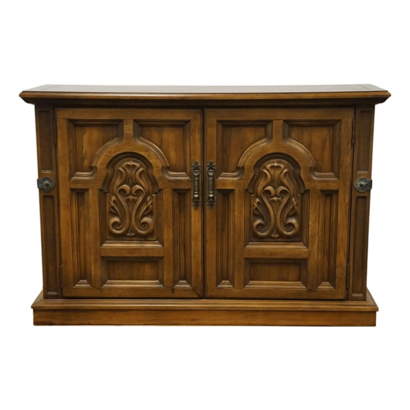 Thomasville Furniture Flamenco Collection Spanish Mediterranean