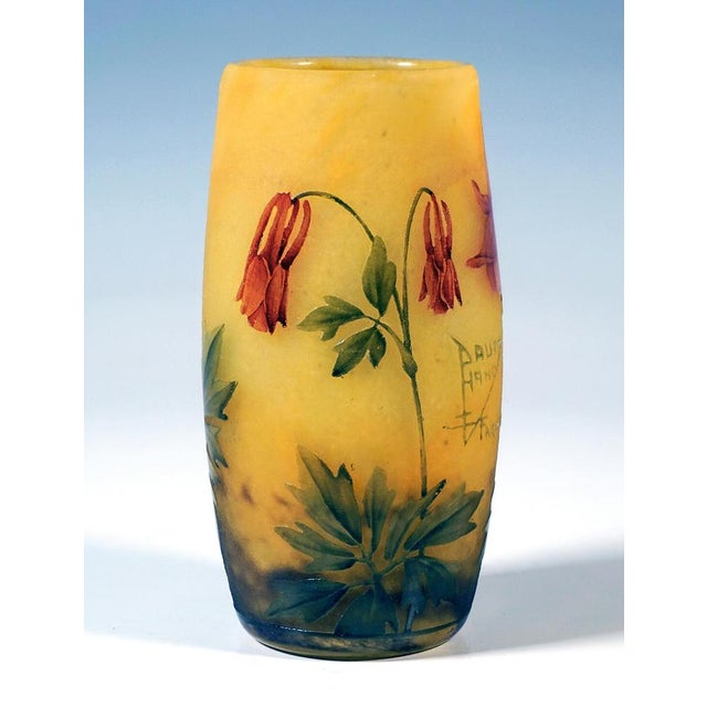 Art Nouveau Cameo Ancolie Vase with Columbine Decor from Daum Nancy, France, 1910s For Sale - Image 3 of 6