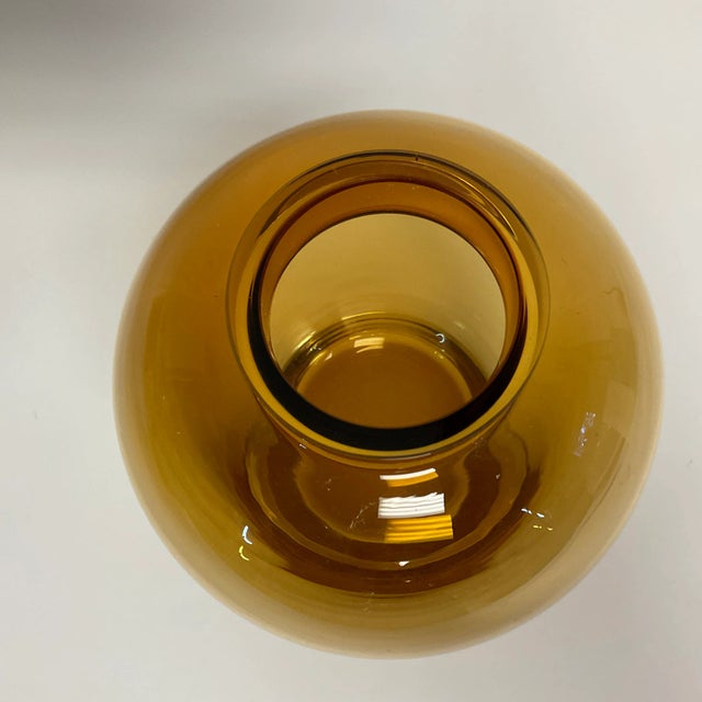 Glass 1980s Vintage Post Modern Contemporary Handblown Amber Glass Vase For Sale - Image 7 of 9