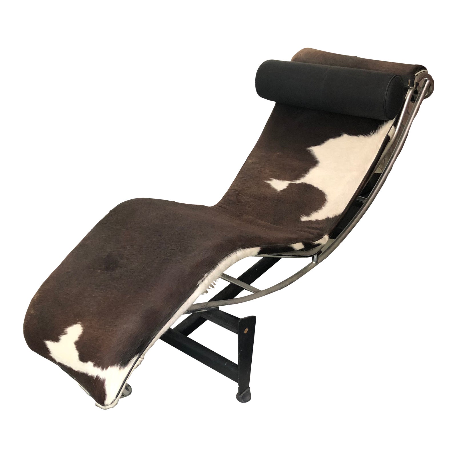 Design Within Reach Le Corbusier Cowhide Chaise Longue Chairish