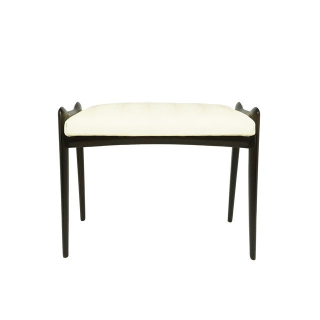Mid-Century Modern Italian Ottomans in Ivory Skai and Wood, 1950s, Set of 2 For Sale - Image 4 of 10