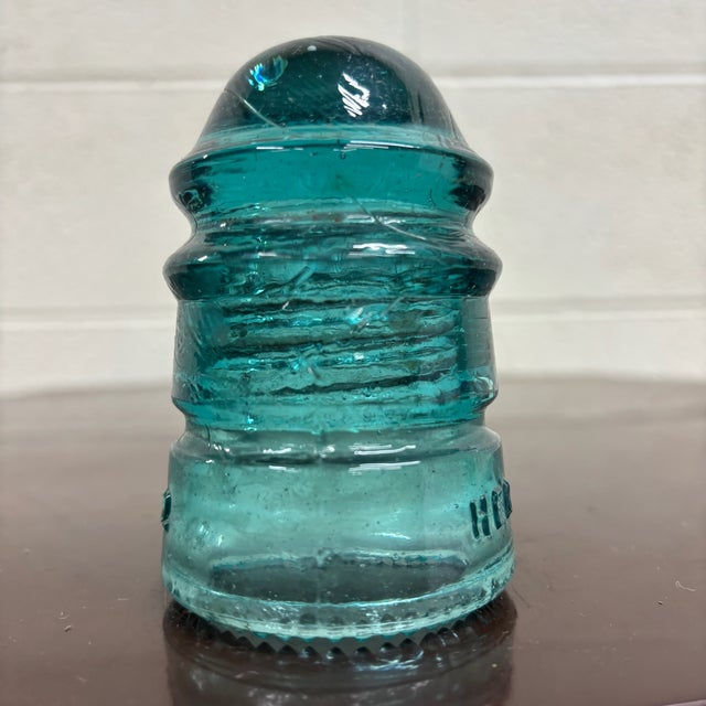 Early 20th Century Antique Hemingray 12 Teal Glass Insulator For Sale - Image 5 of 6