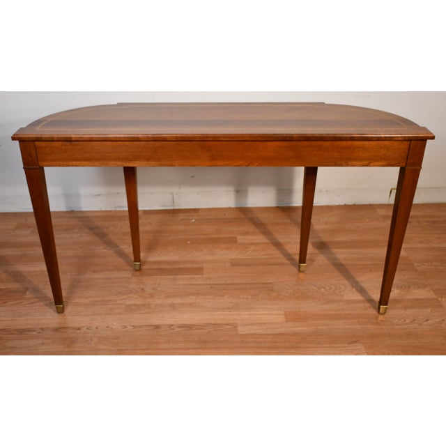 1970s Stickley English Traditional Cherry Satinwood Inlay Console Table Accent Table For Sale - Image 9 of 18