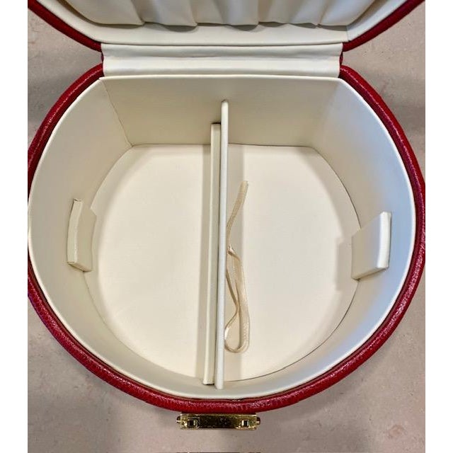 Animal Skin Vintage Wolf Leather Jewelry Box, Pebbled Red, Brand New, British Luxury, Lock & Key, Mirror For Sale - Image 7 of 12