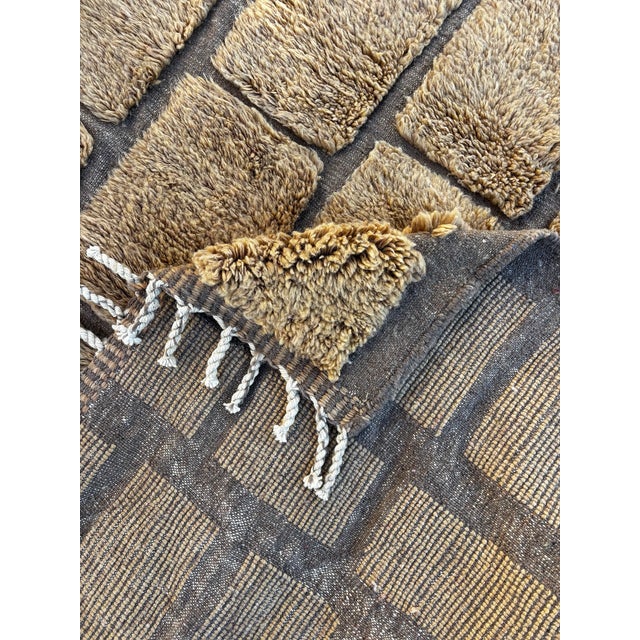 Beige Moroccan Berber Rug, 1990 For Sale - Image 8 of 12