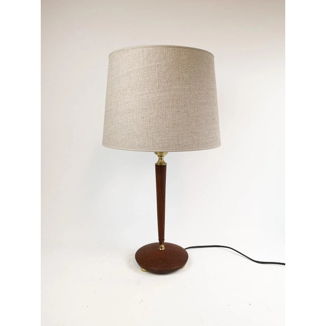 Mid-Century Swedish Teak and Brass Table Lamp from Göteborgs Armaturhandverk, 1950s For Sale - Image 4 of 13