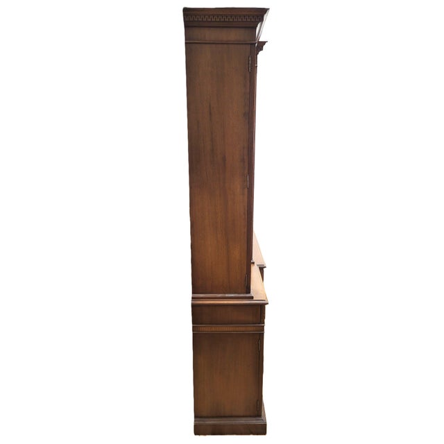 Mid 20th Century Vintage American Mahogany & Bubble Glass Curio Vitrine Bookcase Breakfront For Sale - Image 5 of 18