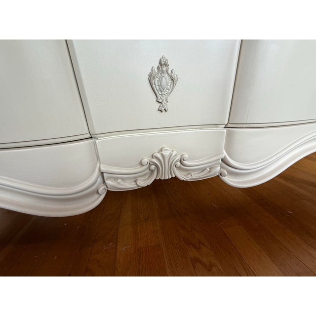 Gemstone Chateau Shabby Chic Castilian Chest of Drawers – Distressed Ivory and Aged Gray 9-Drawers For Sale - Image 7 of 10