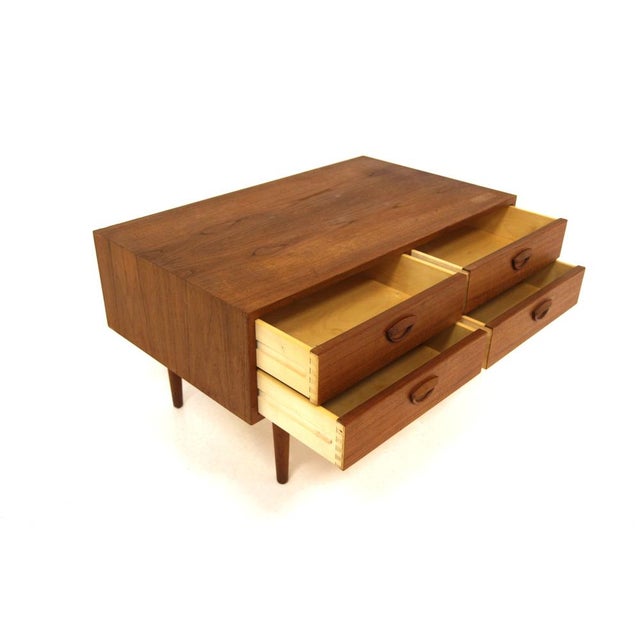 Feldballes Møbelfabrik Scandinavian Teak Chest of Drawers by Kai Kristiansen for Feldballes Møbelfabrik, Sweden, 1950s For Sale - Image 4 of 8