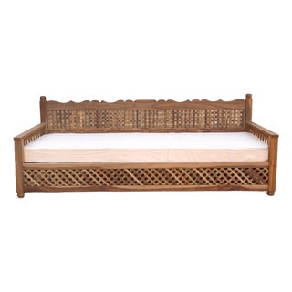 Monumental 108" Long Lattice Mousharabi Daybed For Sale