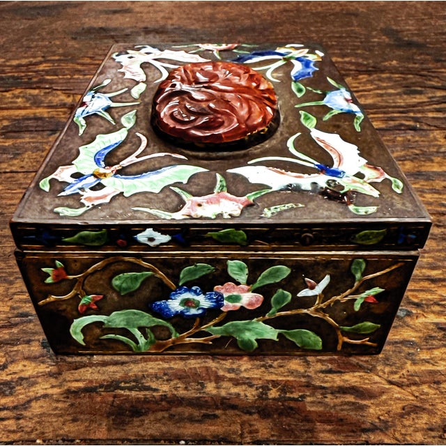 Paint Early 20th Century Chinese Jade and Enamel Cloisonne Hinged Metal Box For Sale - Image 7 of 9