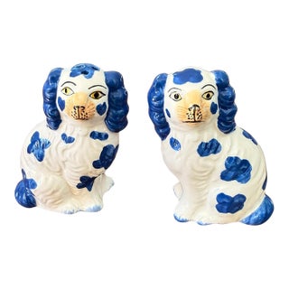 Vintage Blue White Staffordshire Spaniel Dog Salt Pepper Shakers Ceramic Pair⁠ For Sale