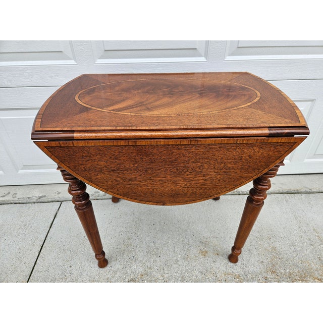 Baker Furniture Mahogany Pembroke Drop-Leaf Side Table Satinwood Inlay For Sale - Image 6 of 12