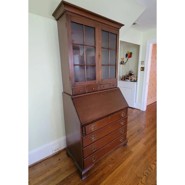 Early 20th C American Walnut Secretary Desk With Display Bookcase For Sale In Raleigh - Image 6 of 10