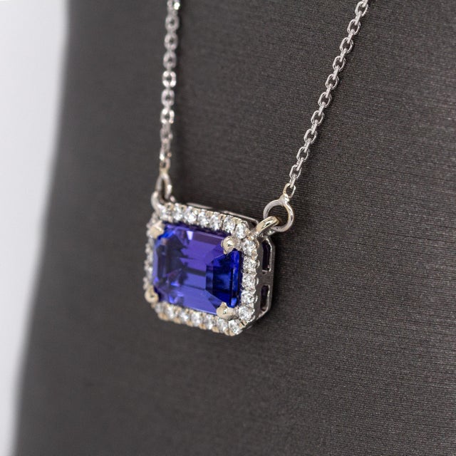 1ct Aaa Tanzanite Necklace W Natural Diamond Halo in 14k White Gold | Em 7x5mm For Sale - Image 4 of 8
