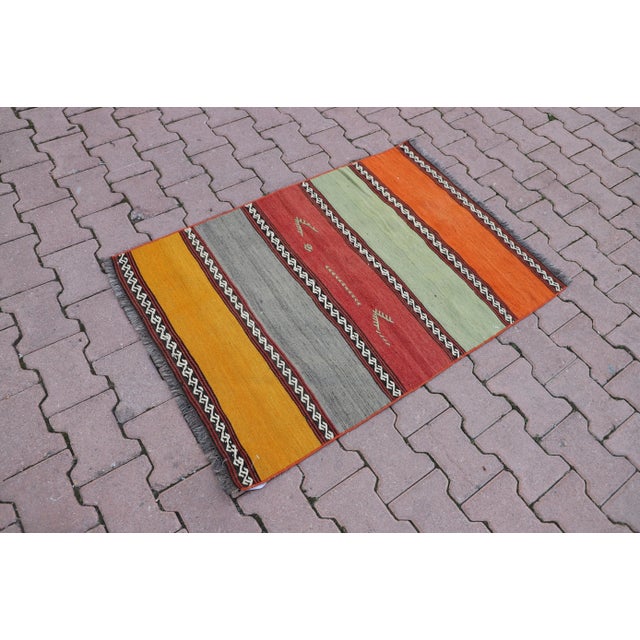 Size: 2.7 x 3.8 ft ( 82 x 116 cm) 32 x 45 inches Color: White, Orange, Light Green, Brown, Black, Gray, Yellow, Material:...