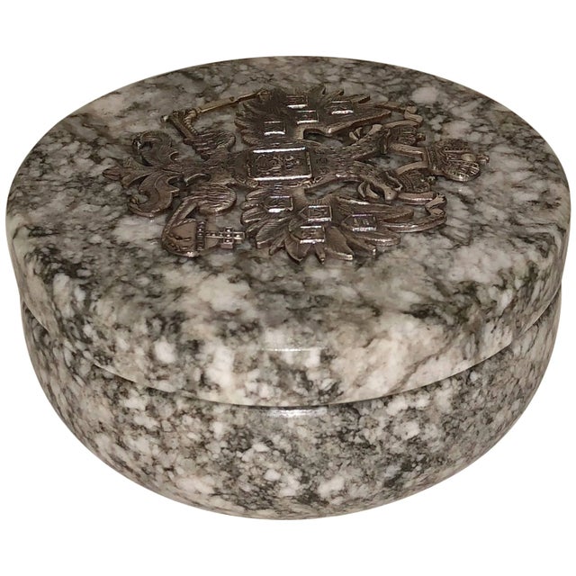Gray 20th Century Neoclassical Russian Tiger Skin Marble Round Box For Sale - Image 8 of 8