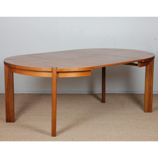1970s Round Extendable Wooden Dining Table from Monopoly, 1970 For Sale - Image 5 of 8