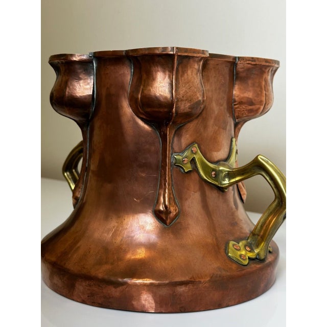 Beautiful Antique Dutch Copper Quatrefoil Cachepot Home Garden Planter With Brass Handles, Tulip Motif, Late 19th C For Sale - Image 6 of 16