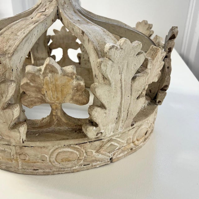 Antique French Carved Wood Distressed Canopy Crown For Sale - Image 9 of 11