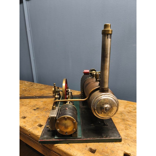 Black French Steam Engine in Copper and Cast Iron For Sale - Image 8 of 18