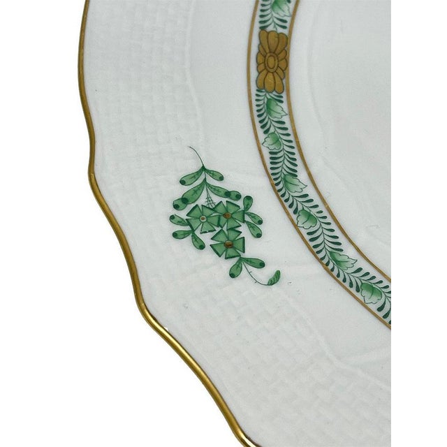 Chinese Bouquet Apponyi Green Dinner Plates from Herend, 1980s, Set of 6 For Sale - Image 3 of 8