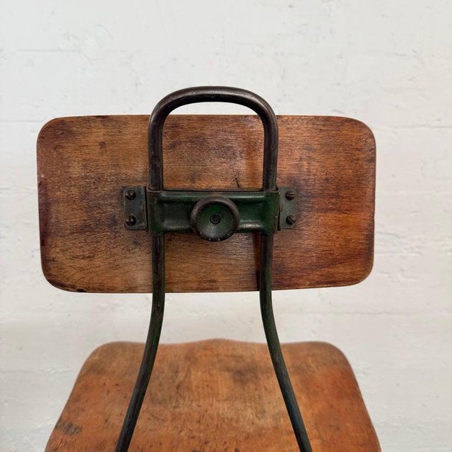 Tan 1940s Pair of Industrial "Sit-Rite" Adjustable Machinist Stools by Edward L. Koenig For Sale - Image 8 of 9