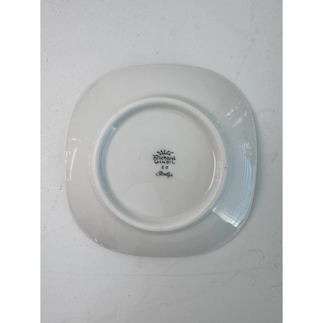 Offering a travel keepsake dish from Florence. Designed by Richard Ginori. Marked " Richard Ginori E2 Italy".