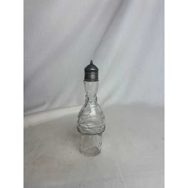 Early 20th Century Meridan Silver Plate Co. Glass & Silver Plated Condiment Set & Stand - Set of 7 For Sale In Chicago - Image 6 of 12