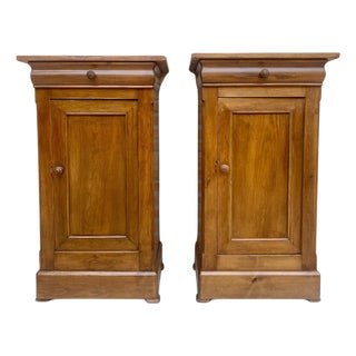 Early 20th Century French Provincial Walnut Nightstands, 1920, Set of 2 For Sale