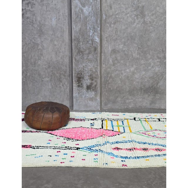 Textile Modern Moroccan Wool Rug - 8.4 X 4.8 Ft For Sale - Image 7 of 8