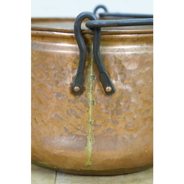 Antique Dovetailed Hammered Copper Stock Pot Cauldron Cooking Kettle Bucket 8.5" For Sale - Image 6 of 13