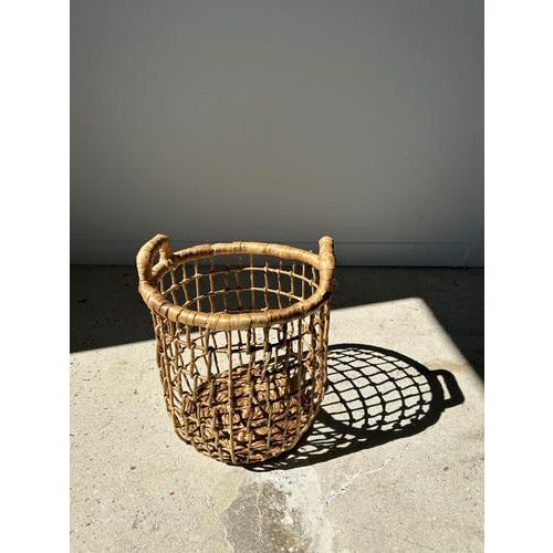 Contemporary Openwork Seagrass Baskets, Set of 3 For Sale - Image 3 of 18