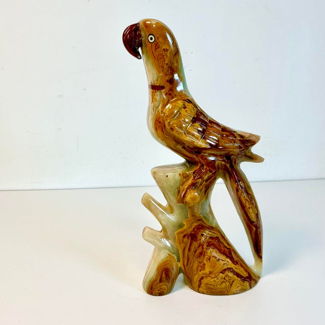 Mediterranean 1970s Vintage Mediterranean Italian Coastal Polished Marble Onyx Parrot Sculpture. For Sale - Image 3 of 18