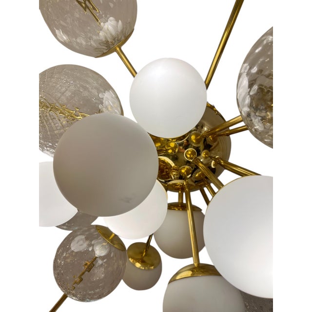 Sputnik Ceiling Light with White and Transparent Murano Glass Globes, 1960s For Sale - Image 4 of 7