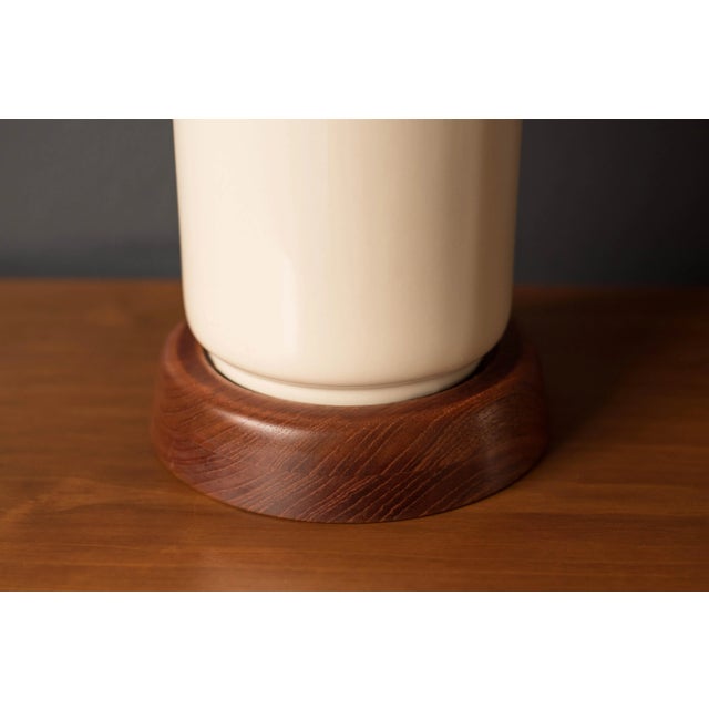 1950s Mid-Century Modern Ceramic and Walnut Accent Table Lamp For Sale In Monterey, CA - Image 6 of 12