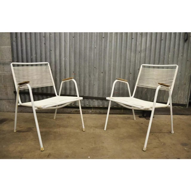 Mid-Century Modern Mid 20th Century Vintage Mid Century Modern Aluminum Vinyl Rope Cord Pool Arm Chairs - Set of 4 For Sale - Image 3 of 12
