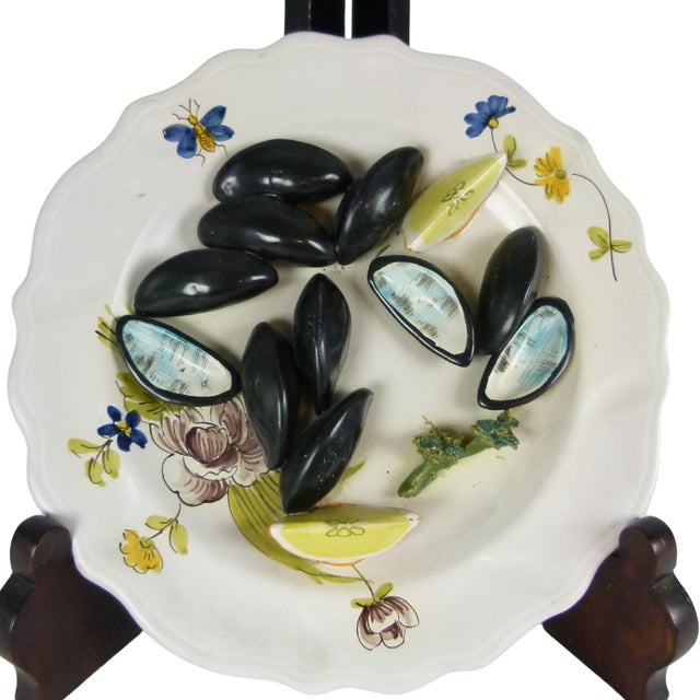 Mid-Century Modern Mid-Century Italian Trompe L’Oeil Hand Painted Wall Plate by Peasant Village | Mussels & Lemon Wedges | Majolica For Sale - Image 3 of 11