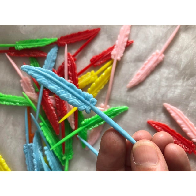 Plastic Vintage Pen Quill Cocktail Drink Hors d'Oeuvres Picks Set of 45 For Sale - Image 7 of 15