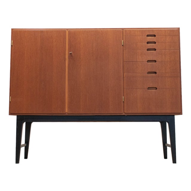 Mässan Cabinet in Teak attributed to Kurt Karlsson for August Löfvings Möbelfabrik, 1950s For Sale