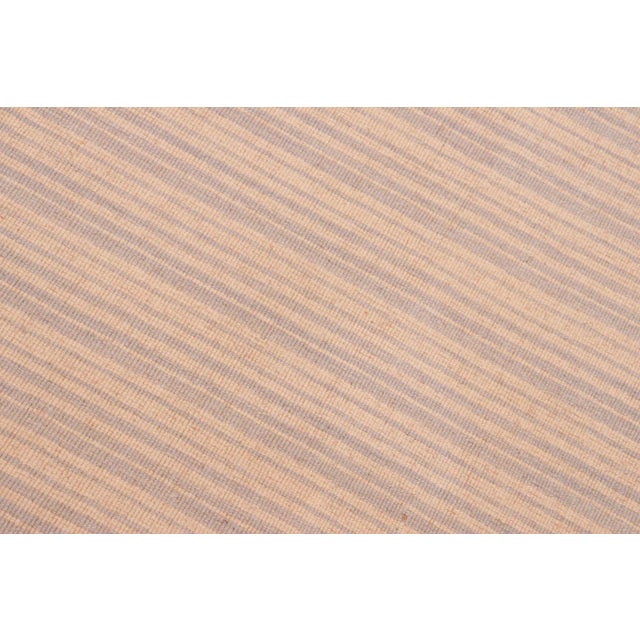 2000 - 2009 Early 21st Century Shabby Chic Kilim Tan Gray Wool Rug For Sale - Image 5 of 8